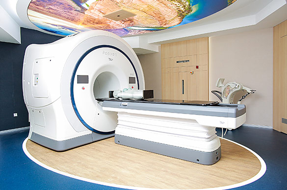 Устройство томотерапии Accuray Radixact