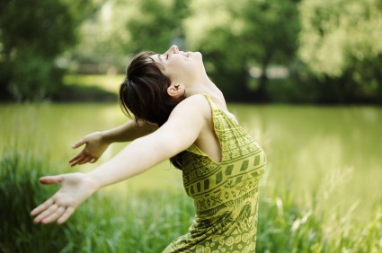 embrace-green-happy-nature-woman-girl